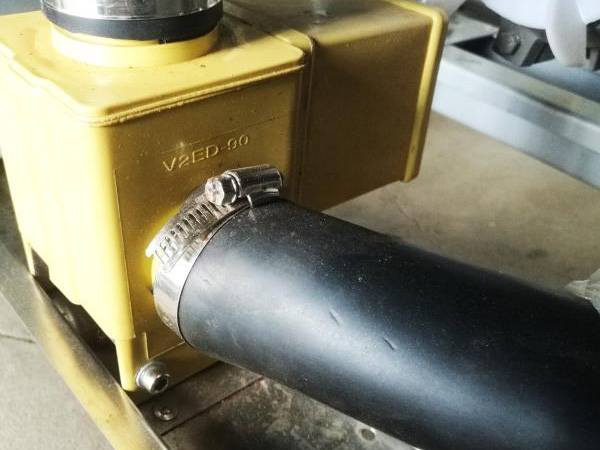 全自动洗脱烘一体机结构新颖、操作简单、安装方便